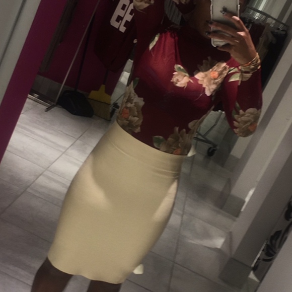 BodyCon Skirt - Picture 2 of 2